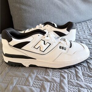 New Balance Men's 550 White and Black Sneakers